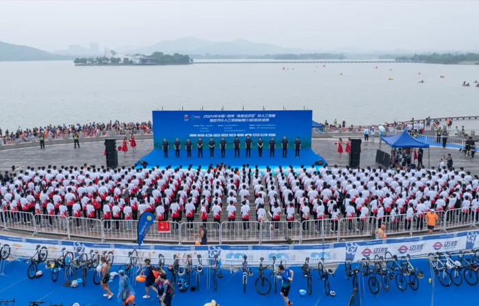 谈球吧官方网站-珠海：“百县千镇万村”系列赛千镇乒乓球市级赛举行